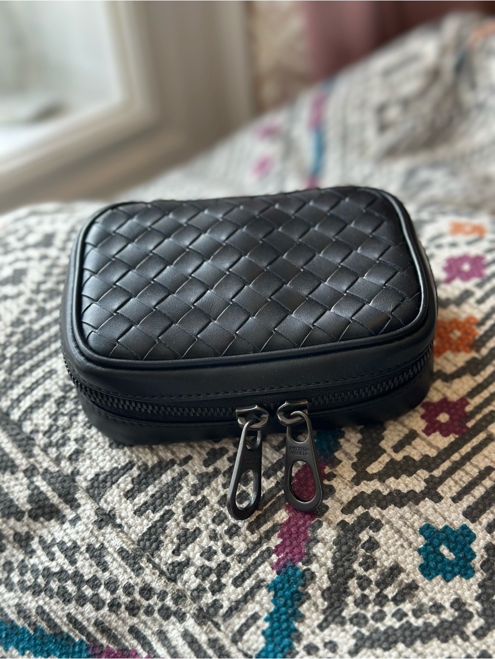 Bottega Veneta  Black Intrecciato Leather Cufflink Case